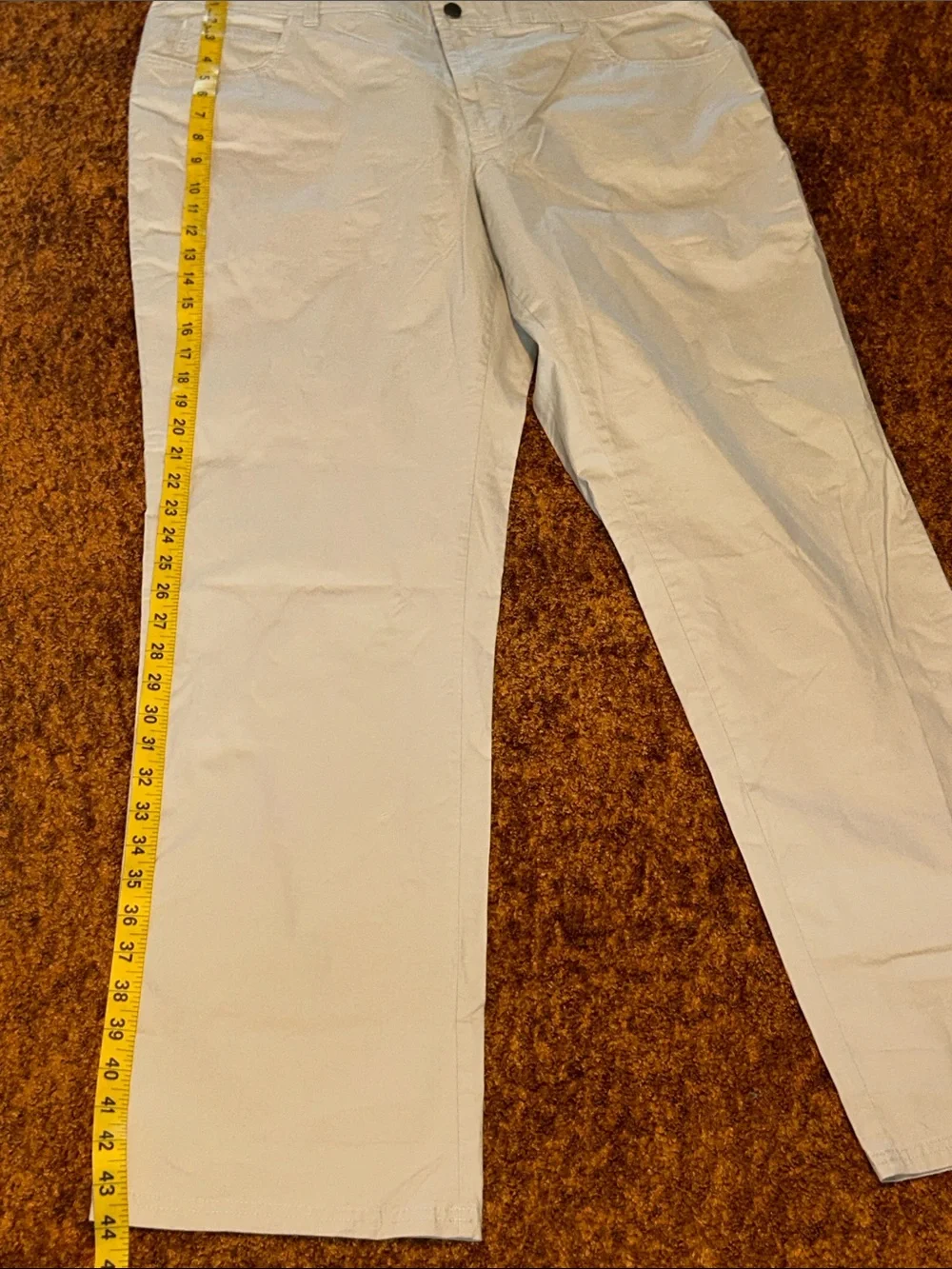 Columbia Men’s Off-White Straight-Leg Chinos